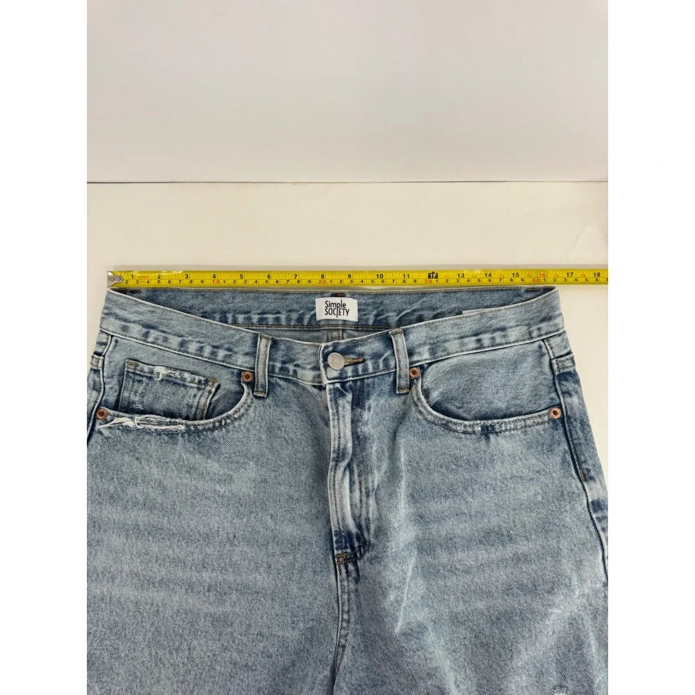 Simple Society Womens Light Wash High Rise Distressed Raw Hem Denim Shorts 31